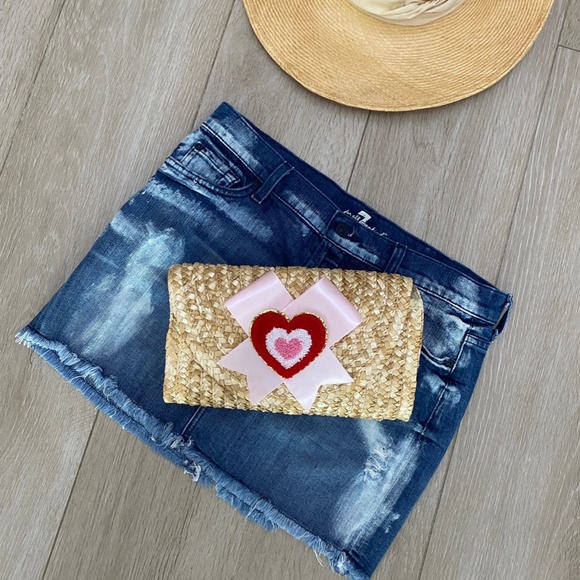 Love Rattan Straw Clutch - Picture 2 of 5